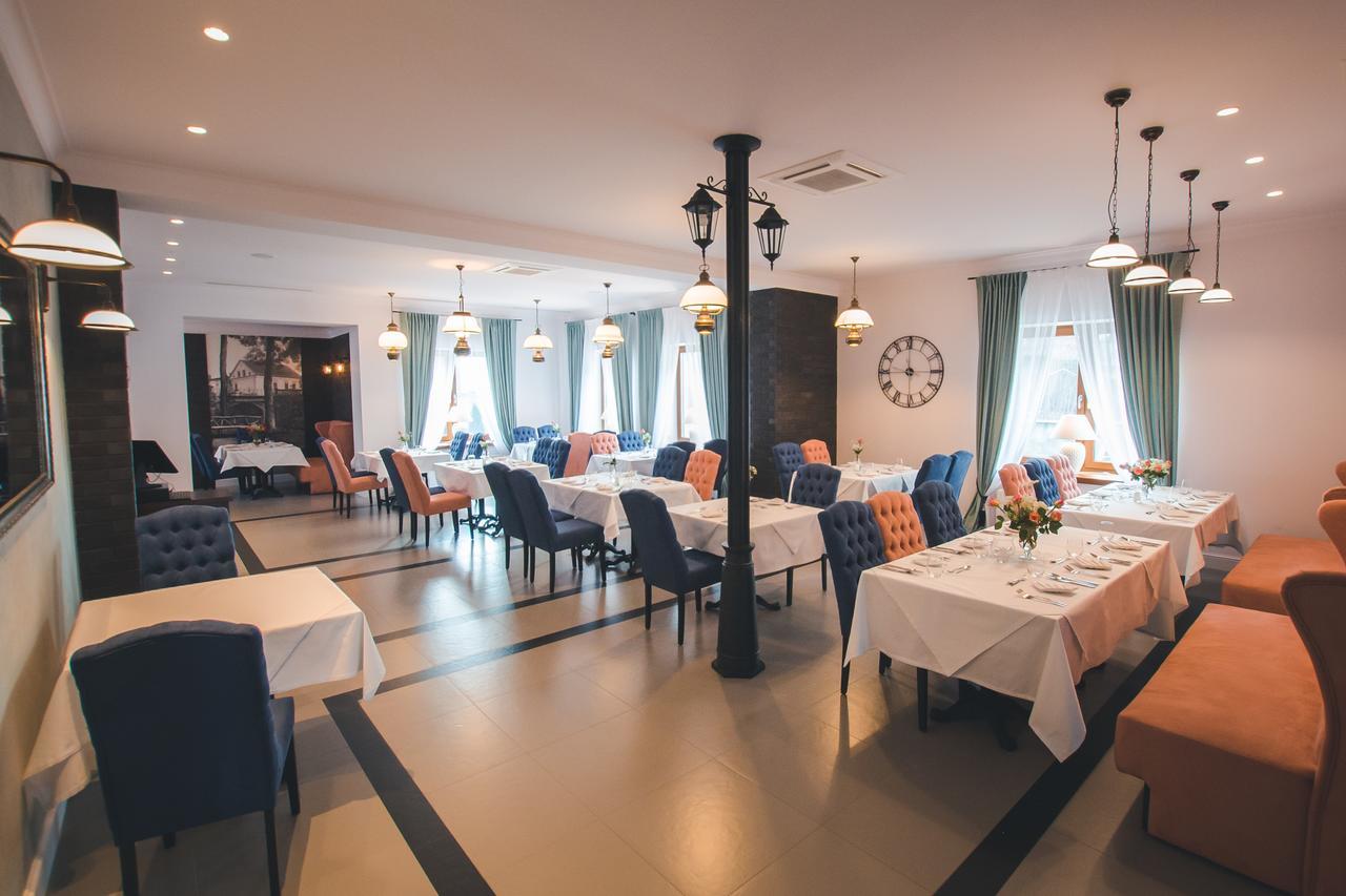 Novopolska - Hotel I Restauracja Kościan Dış mekan fotoğraf