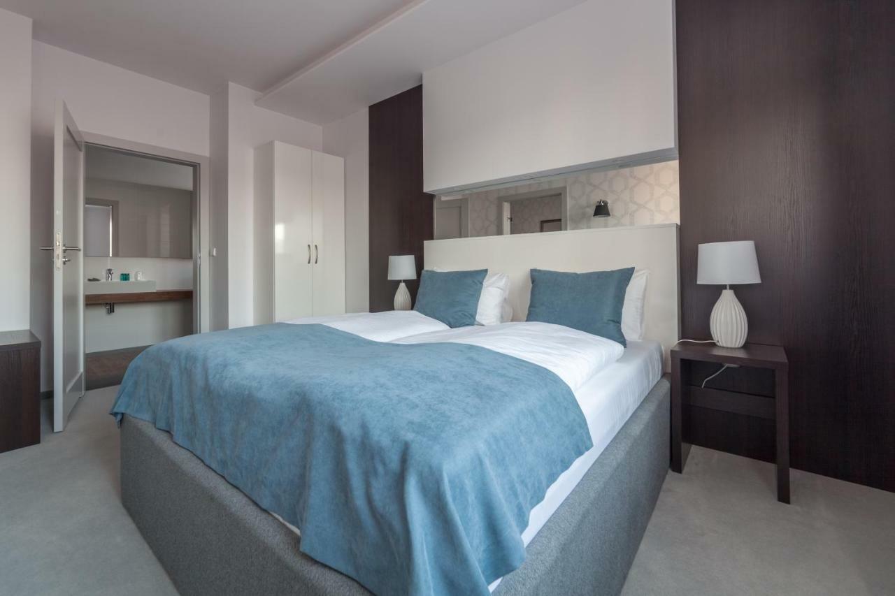 Novopolska - Hotel I Restauracja Kościan Dış mekan fotoğraf
