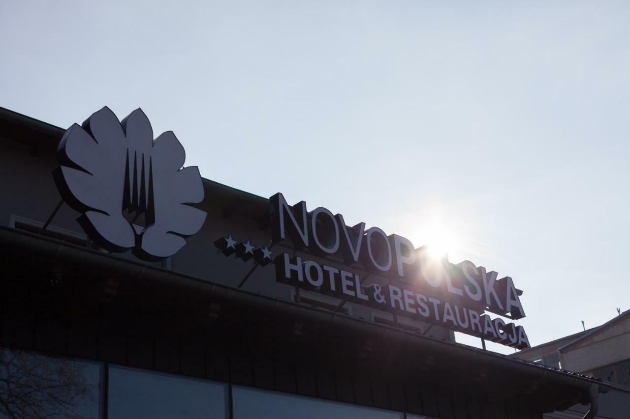 Novopolska - Hotel I Restauracja Kościan Dış mekan fotoğraf